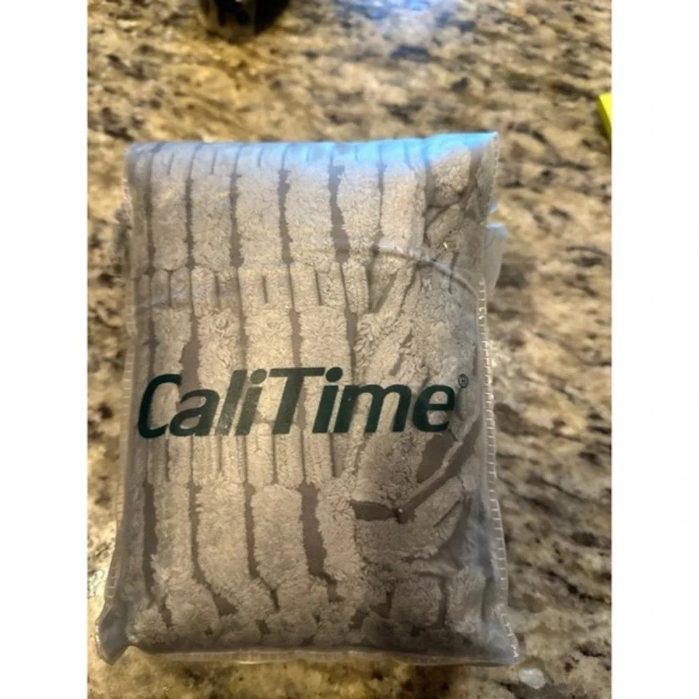 CaliTime Throw Pillow Covers Decorative 20 X 20 Inches Pack of 2 Cozy Chenille C